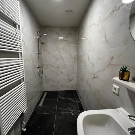 Apartamento Near Tilburg, Beeksebergen And Efteling Goirle